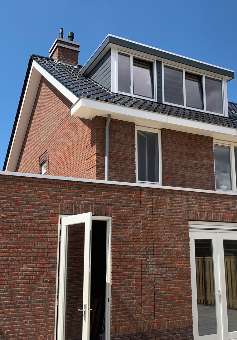 Vraag vrijblijvend een offerte aan voor een dakkapel in Spijkenisse Dakkapel offerte voor Spijkenisse aanvragen